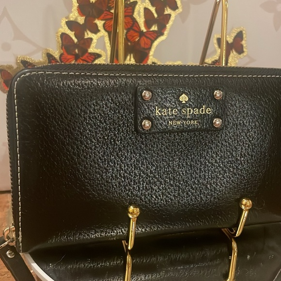Kate Spade Wellesley Neda Zip Around Wallet - Picture 3 of 10